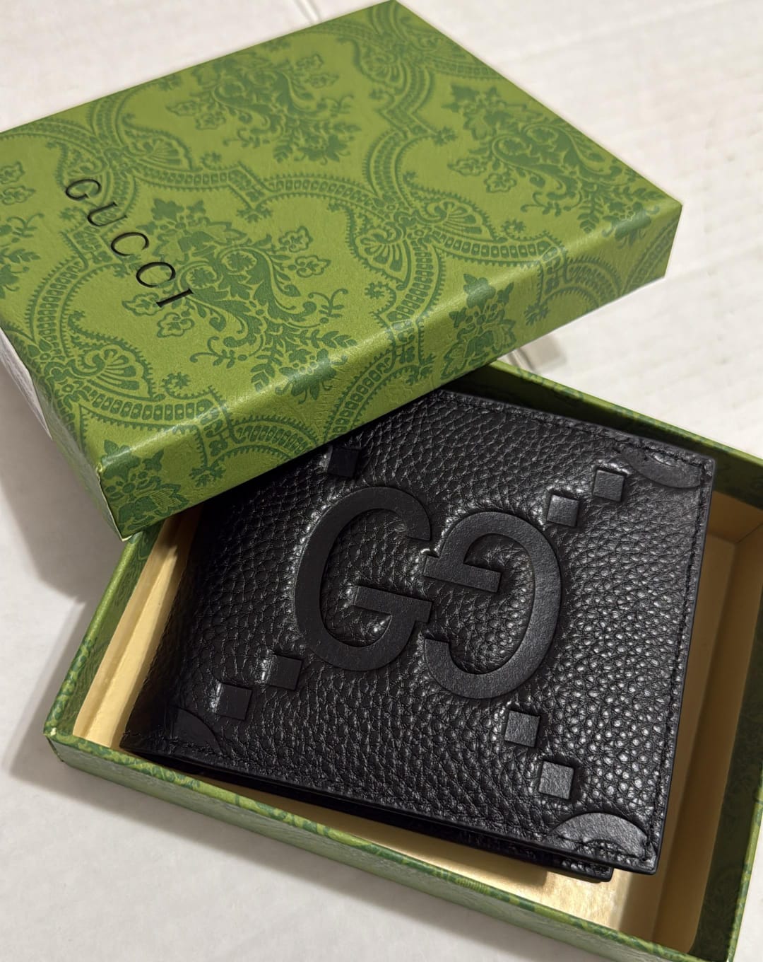 Gucci Jumbo GG Bi-fold Wallet in Leather - Black
