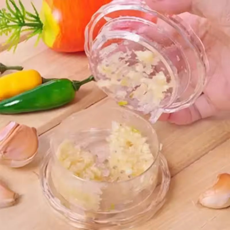 New Kitchen Multifunctional Garlic Crusher Manual Garlic Press Roll
