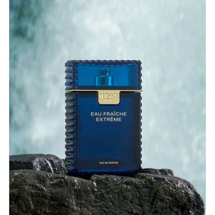 Men’s Eau de Parfum Spray for Long-Lasting Wear | Fresh Aquatic Designer Fragrance with Woody Notes (100ml)