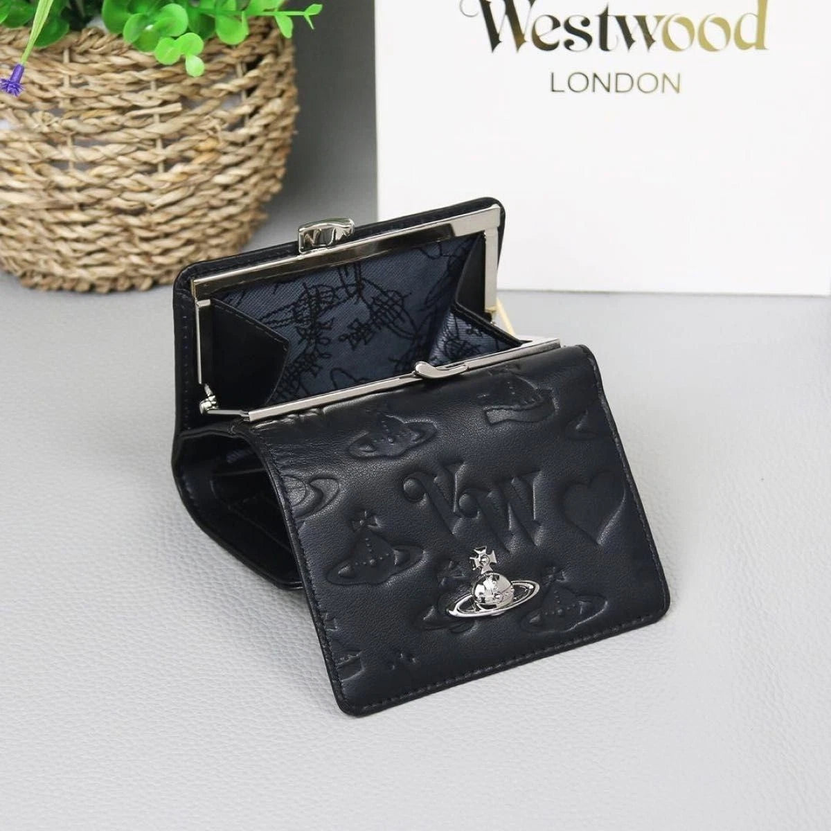 Vivienne Westwood Gamaguchi Trifold Wallet Color Mad Black
